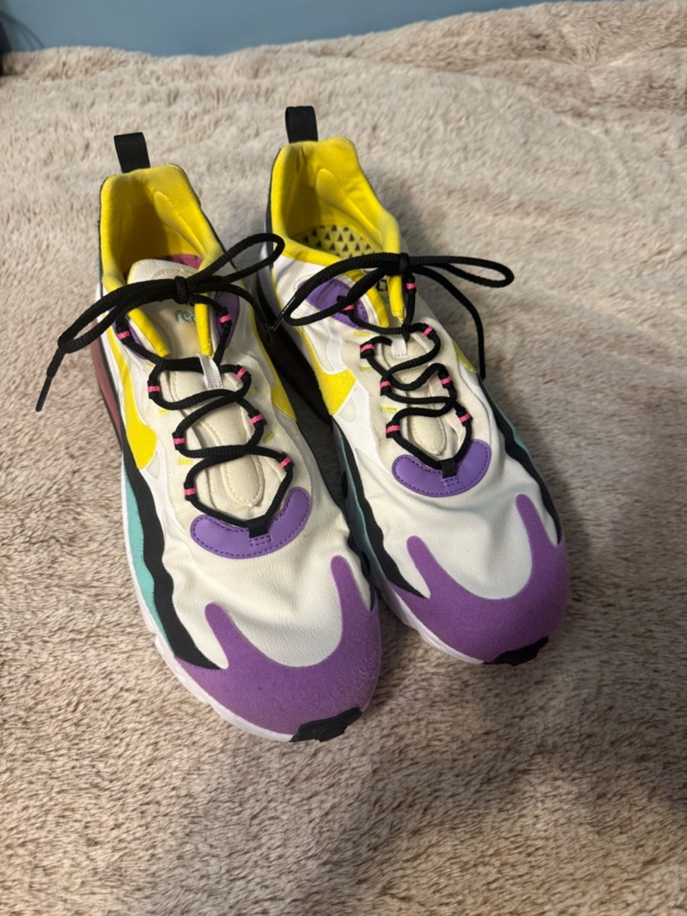 11.5 Men’s Nike Airmax 270 React Geometric Abstract Sneakers